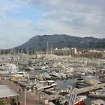 Llagosta 3 *
