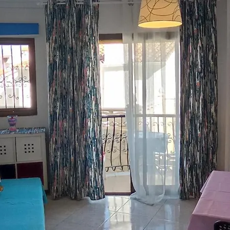 Llagosta 3 شقة