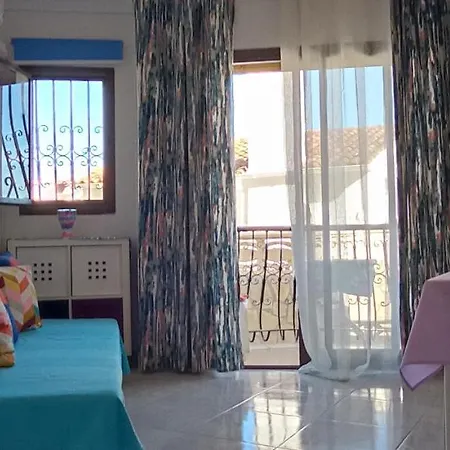 Llagosta 3 دينايا