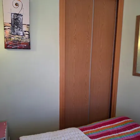 Apartamento Llagosta 3 *